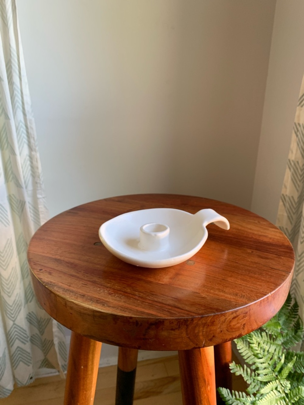 White Ceramic Candle Holder with Handle - Home Dining